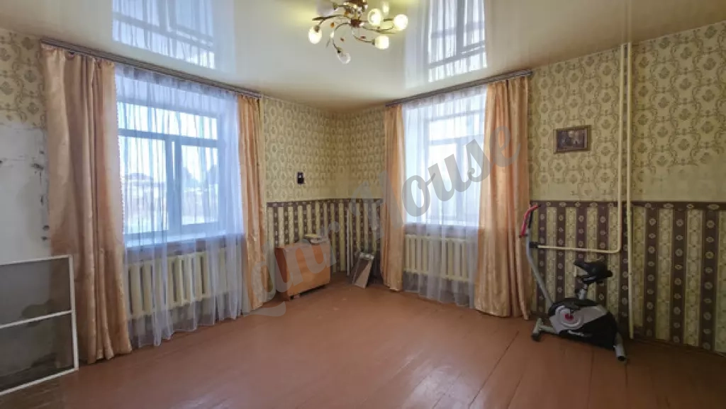 3-ком.Кв. 71 м² | Этаж: 1/2