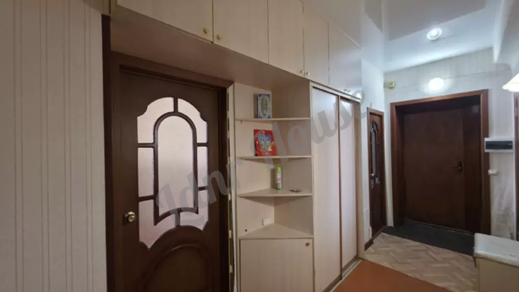 3-ком.Кв. 71 м² | Этаж: 1/2