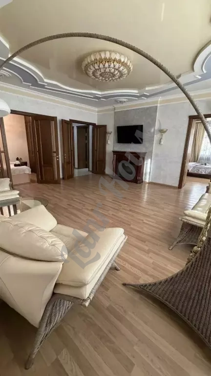 4-комн. Кв. 100 м² | Этаж: 2/9