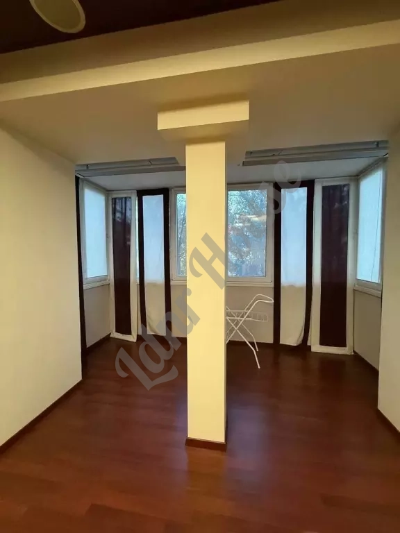 2-комн. Кв. 80 м² | Этаж: 3/5