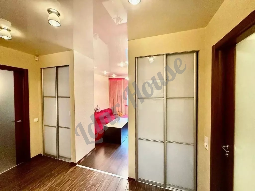 2-комн. Кв. 55 м² | Этаж: 2/9