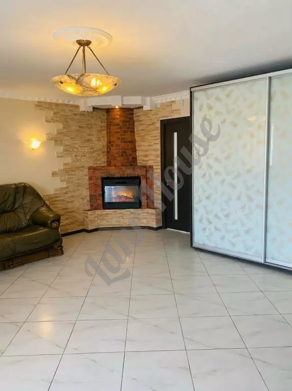 2-комн. Кв. 65 м² | Этаж: 4/4