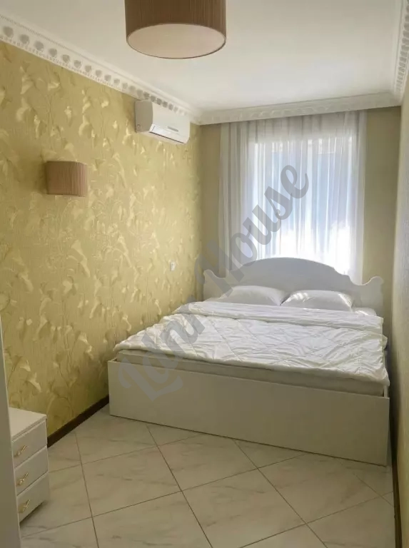 2-комн. Кв. 65 м² | Этаж: 4/4
